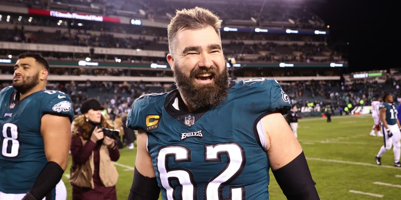 Jason and Travis Kelce’s ‘New Heights’ podcast could be in line for $100 million deal, expert says