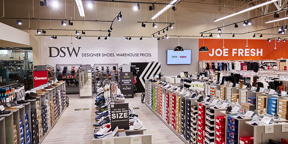 dsw closing stores