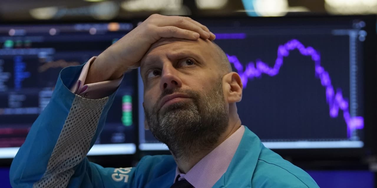 Is the market crashing? No. Here’s what’s happening to stocks, bonds as the Fed ..