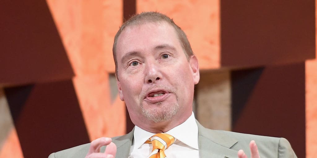 Jeffrey Gundlach says bonds are ‘wickedly low cost’ in comparison with shares — and gives one method to get a 9% return with out a lot danger