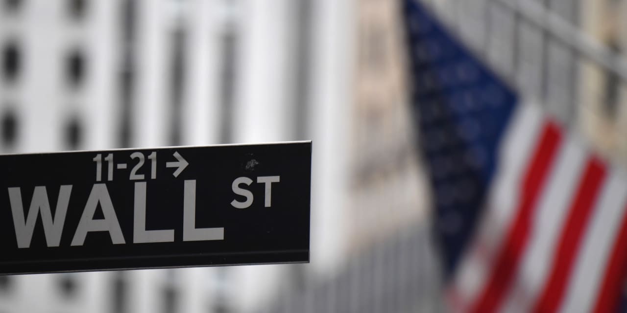 Los futuros del Dow Jones caen 100 puntos, presionados por los acontecimientos de Boeing y la Fed