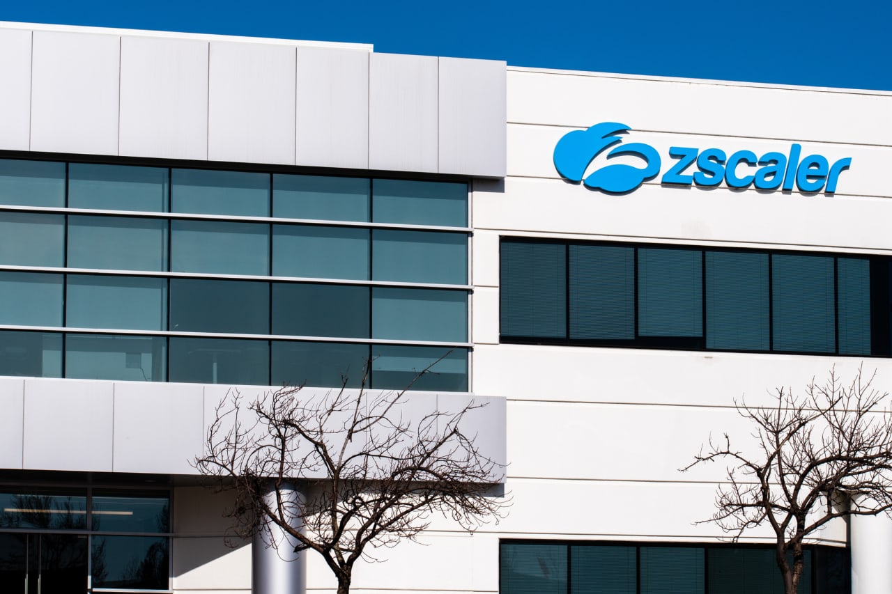 Zscaler earnings top expectations, but the cybersecurity stock falls