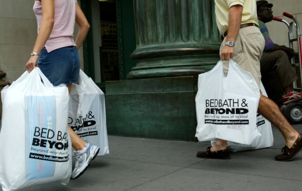 Analysts Say Outside Forces Are Giving Bed Bath Beyond A Boost Marketwatch