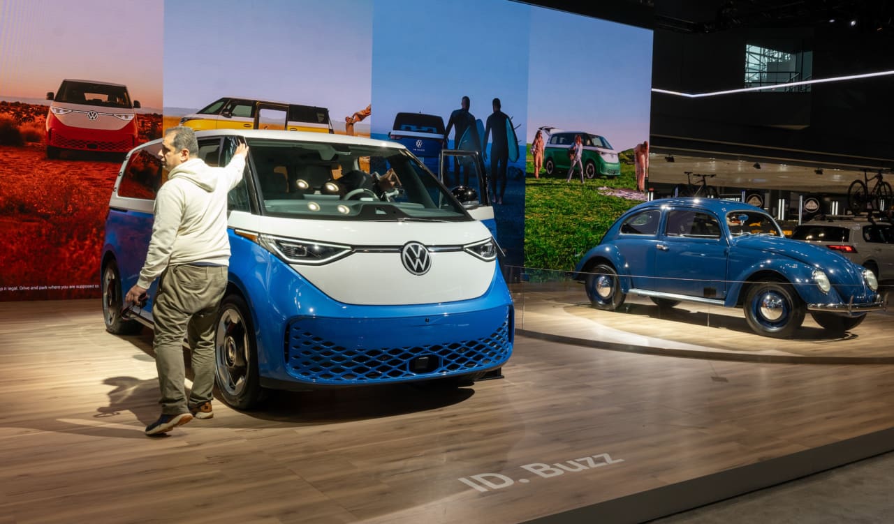 This is how long it will take for the electric vehicle industry to win over skeptical buyers