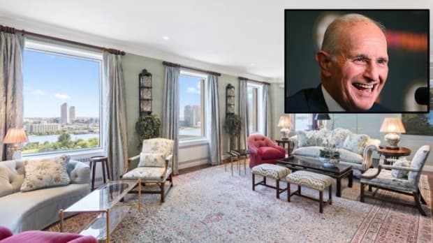 See The 11 Million Nyc Apartment That Boston Bruins Owner Jeremy Jacobs Is Selling Marketwatch
