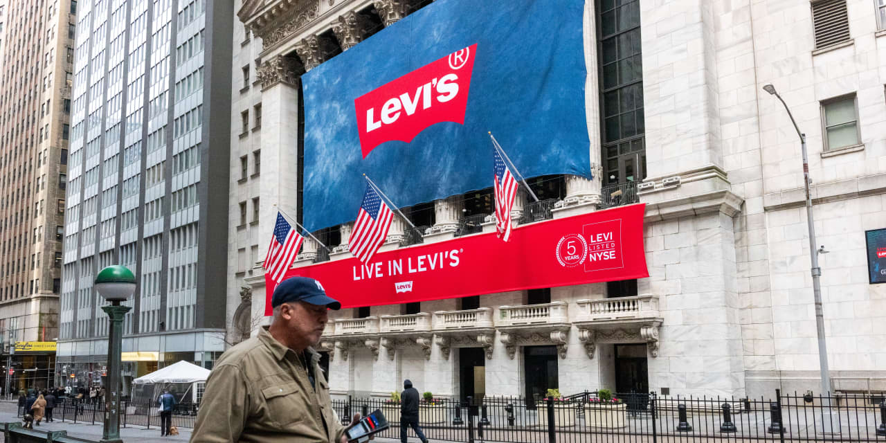 Levi Strauss shares fall as Beyoncé’s new campaign is overshadowed by weak sales forecasts