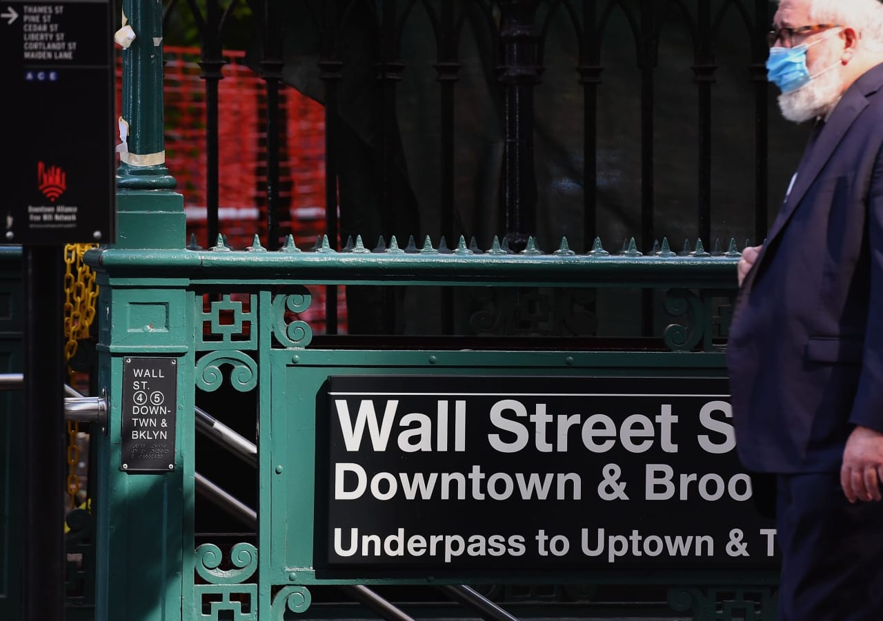 Expect U.S. stocks to tack on another 5% before the next pullback, veteran Wall Street strategist says