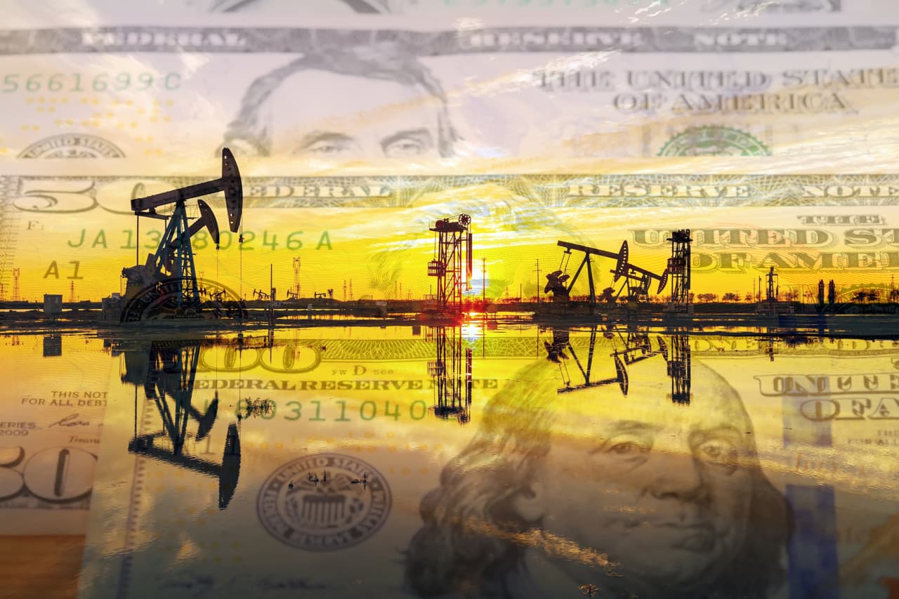 Spike in oil prices triggers talk of an economic doomsday scenario