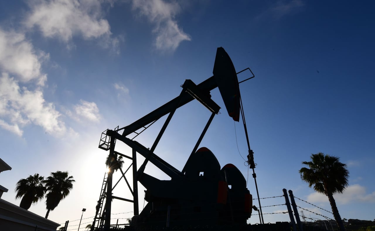 Oil prices finish lower as traders weigh prospects for Gaza ceasefire