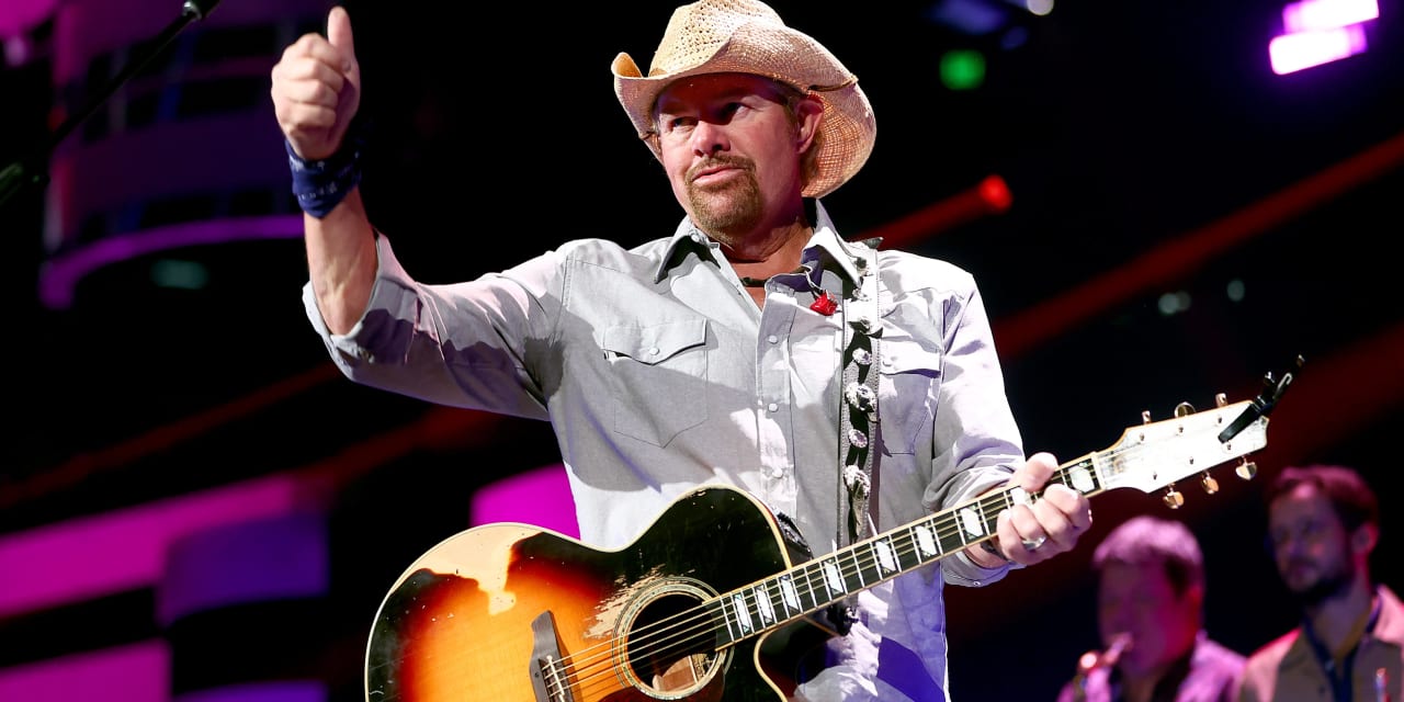 Country singer and songwriter Toby Keith dies aged 62 - Vimarsana News
