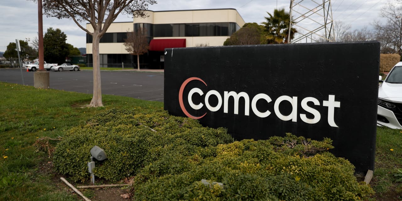 Cable’s broadband party could be ending, in a negative signal for Charter and Comcast