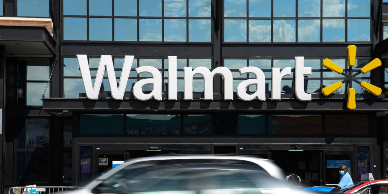 Walmart's stock falls after earnings, but investor sentiment is still bullish - Vimarsana News