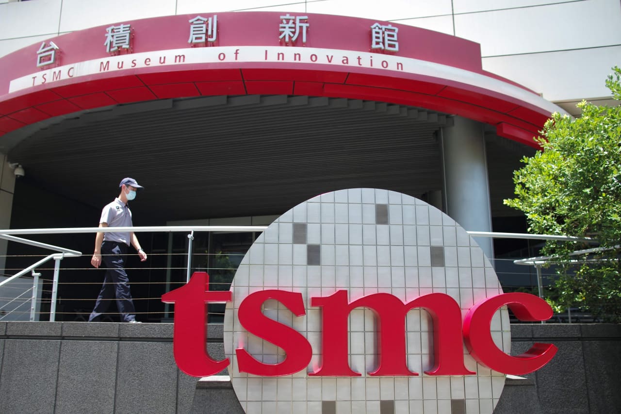 TSMC supera las previsiones con un aumento de beneficios del 54% gracias a la creciente demanda de IA