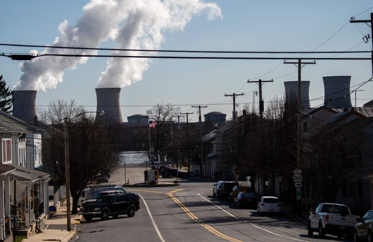 Opinion Nuclear power is hardly the preferred alternative to oil, coal