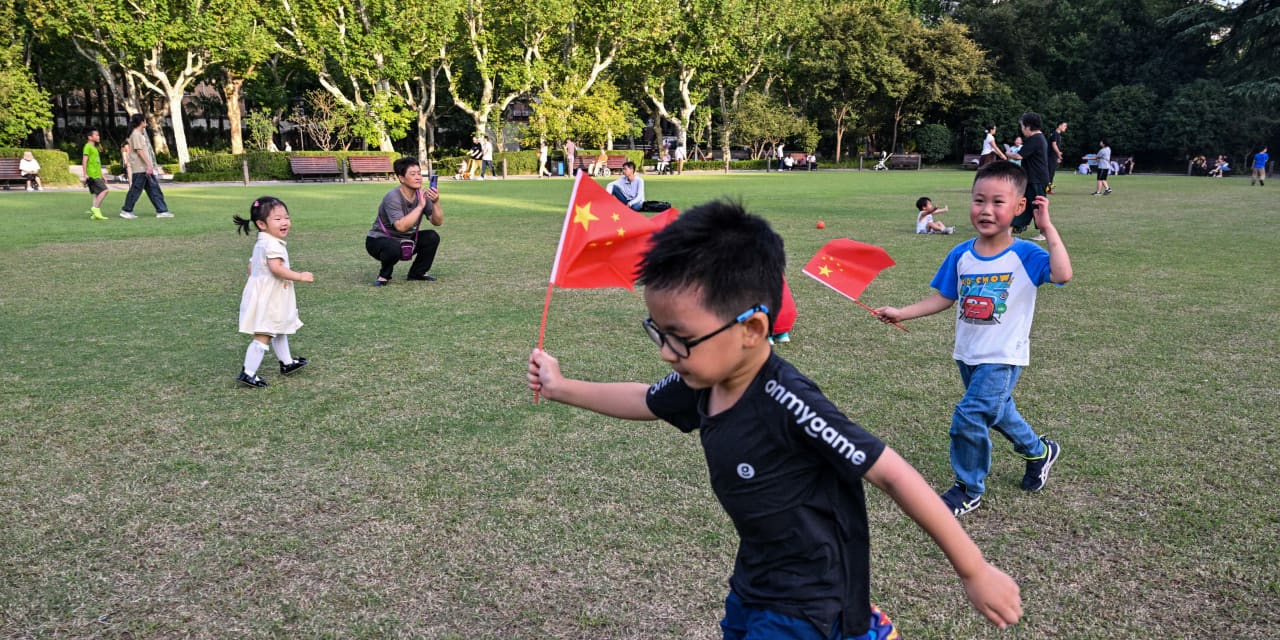 China’s stock market is closing just as investment outlook is