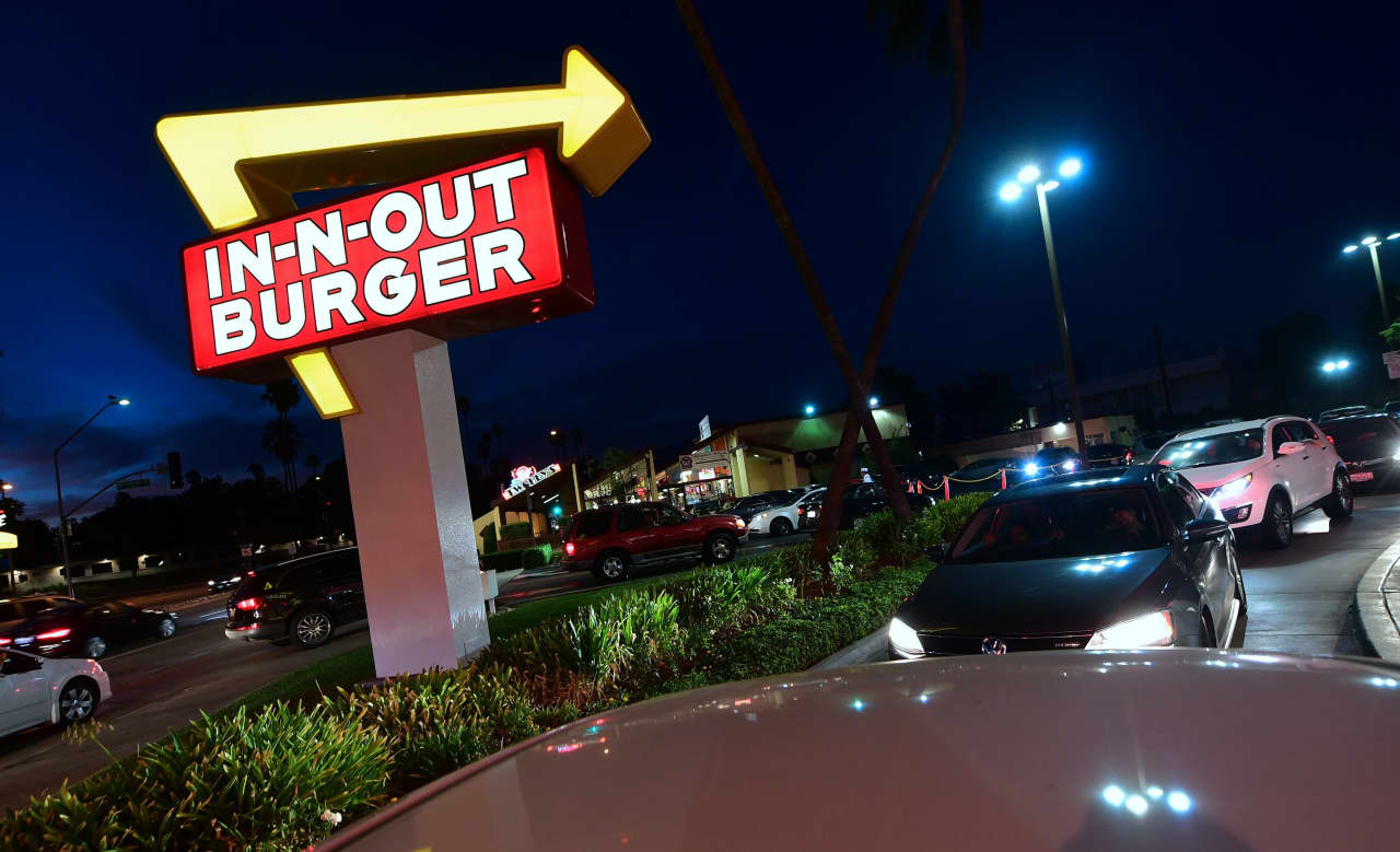 in and out burger colorado springs wait time