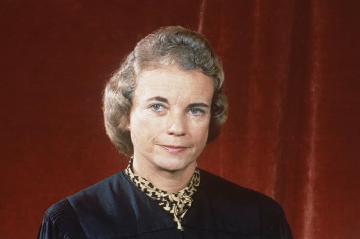 Sandra Day Oconnor First Female Supreme Court Justice Has Died