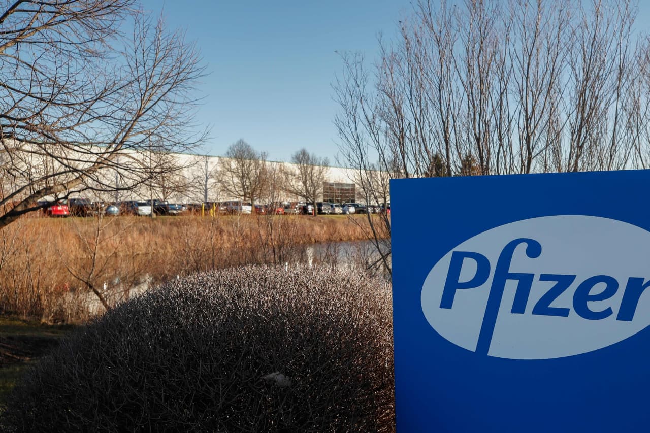 Pfizer signals progress on obesity pill, boosting stock