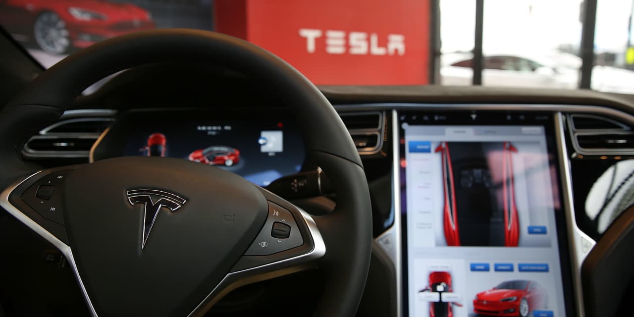 Tesla’s built-in cameras are a privacy threat, Consumer Reports says