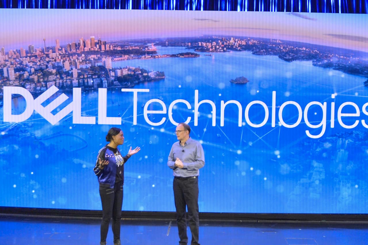 Dell posted mixed results for its latest quarter.