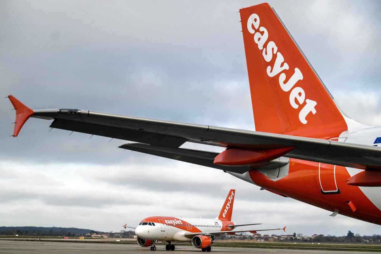 EasyJet ups dividend on surging profits from ‘record breaking’ summer