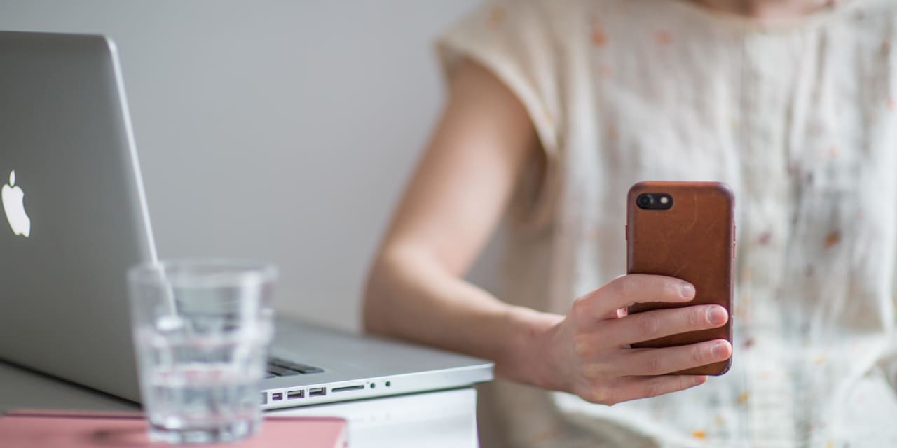 This app summarizes the key takeaways from bestselling books in just 15 minutes - Vimarsana News