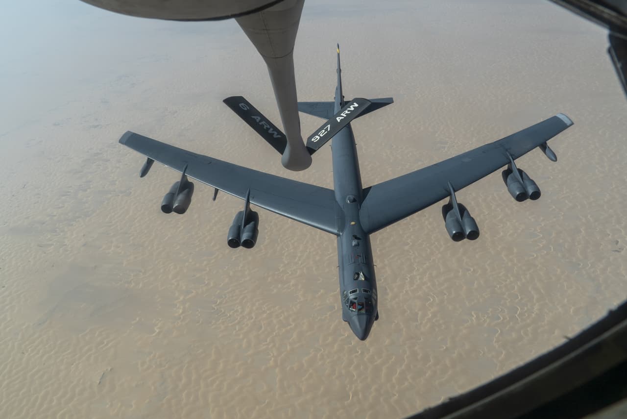 U.S. Flies B-52 Bomber Planes Over Persian Gulf In Show Of Force ...