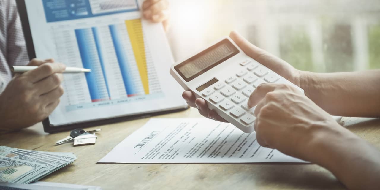 Are you a ‘HENRY’? Why 90% of financial advisers will waive their minimums to get your business.