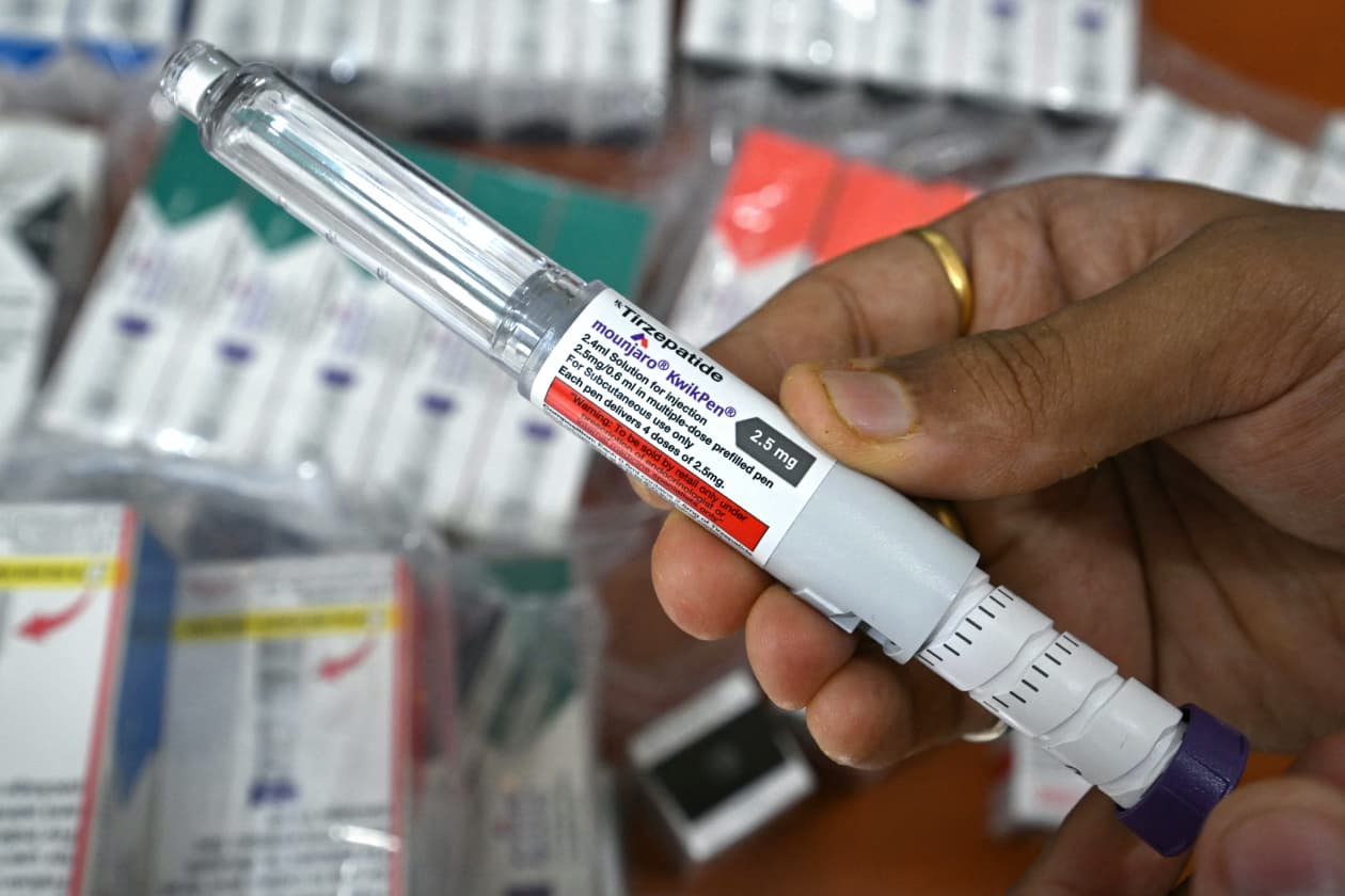 eli lilly glp 1 drug Lilly is selling $12.9 billion of GLP-1 drugs every three months — and  expects to sell even more