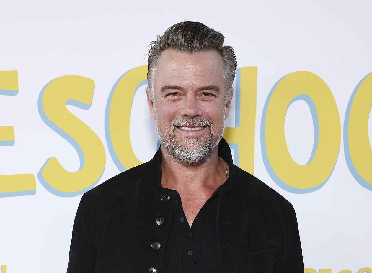 Buyer snaps up Josh Duhamel’s $3 million L.A. home as actor embraces his Minnesota ‘doomsday prepper’ cabin