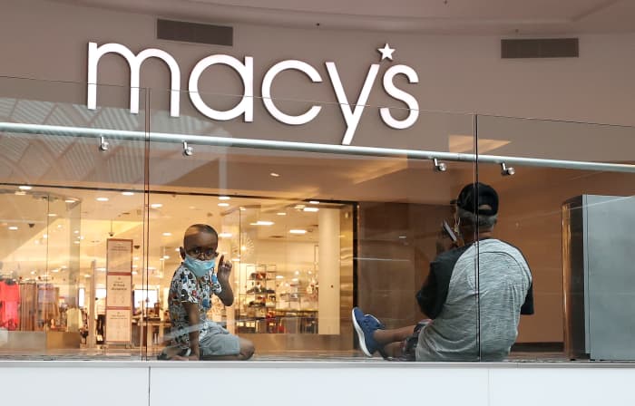 Macy S To Close Another 45 Stores This Year Marketwatch