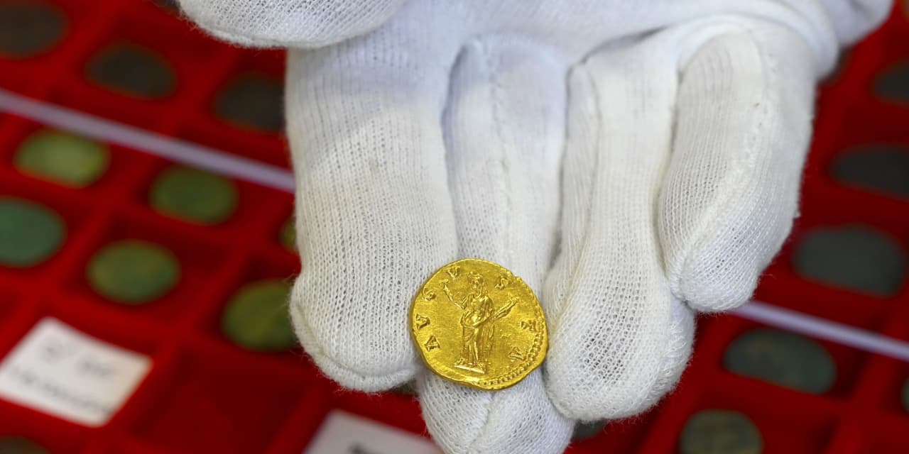 Gold prices will target the third straight rise as bond yields and cool dollar gains