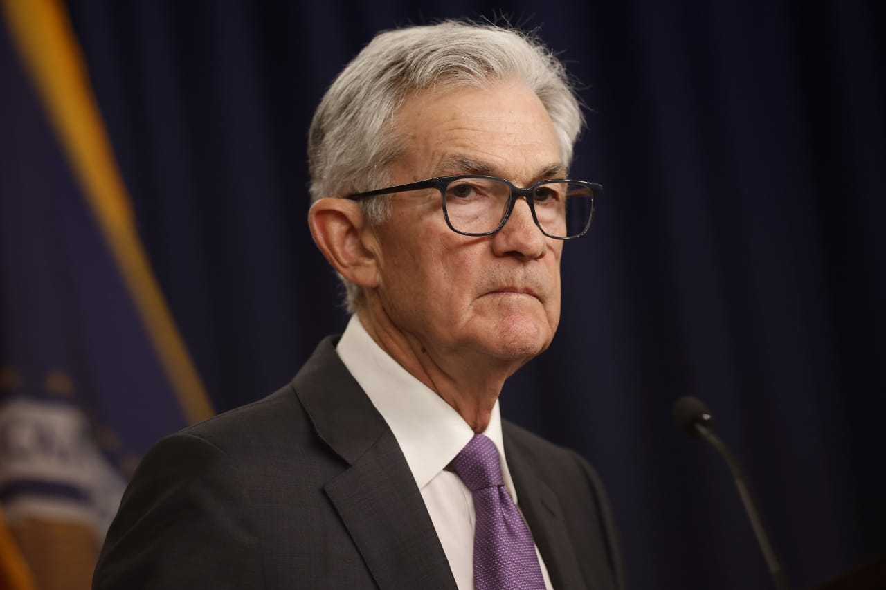 Fed officials back cautious approach to further shrinking of its balance sheet, minutes show