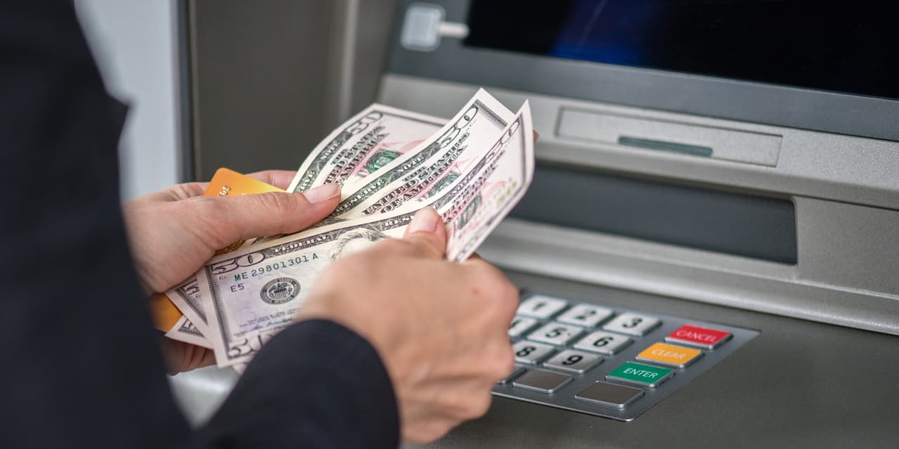 How 20 big U.S. stocks are expected to rank as ‘cash machines’ in 2025 ...