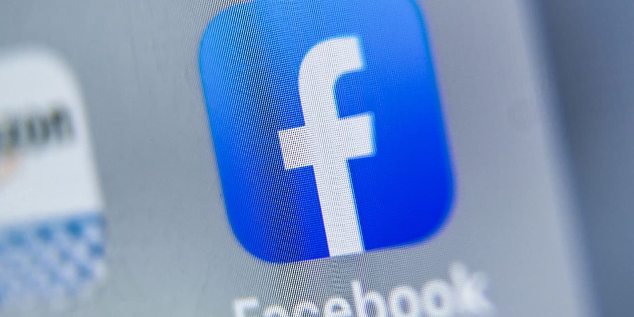 Why Facebook is considering a lawsuit against trusting Apple