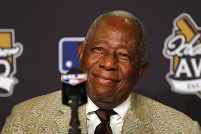 Hank Aaron, baseball's one-time home run king, dies at 86