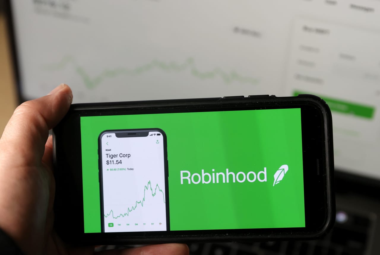 Robinhood’s stock climbs as retail trading continues to storm back