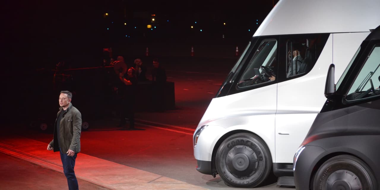 Battery shortages hamper Tesla’s production of semi-trucks