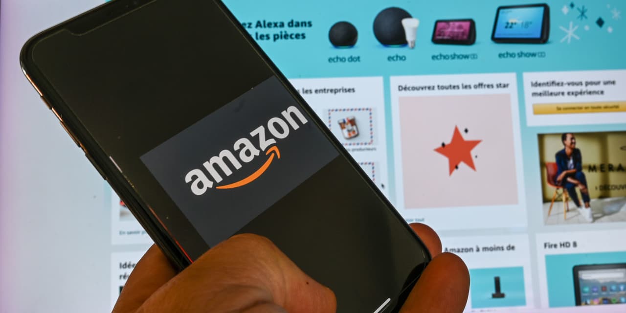 Amazon stock chart showing ‘breakout’ rally ahead of earnings MarketWatch