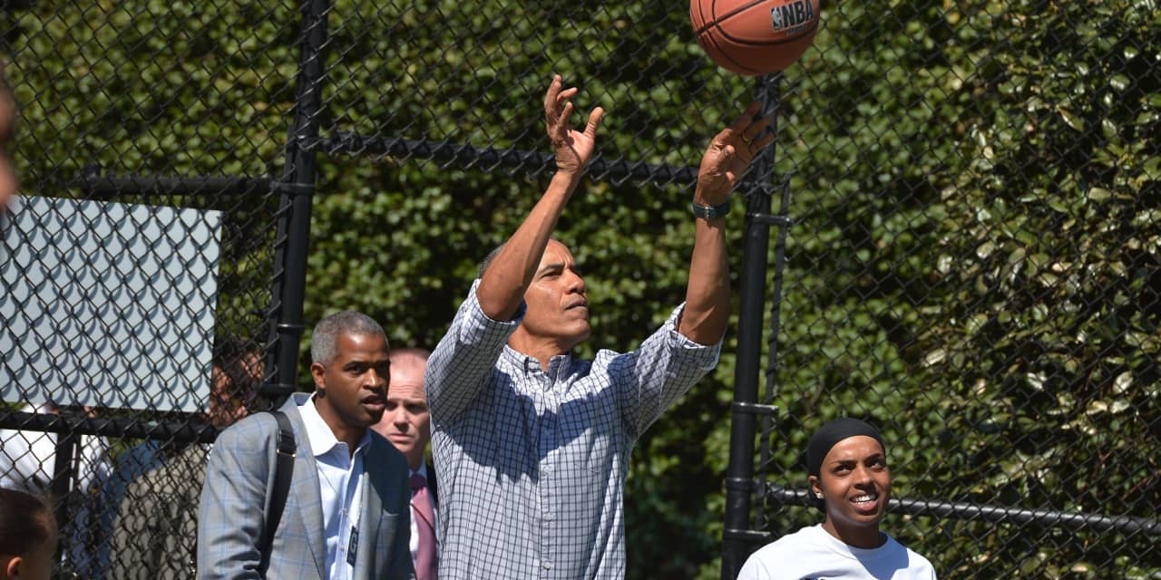 obama basketball shoes