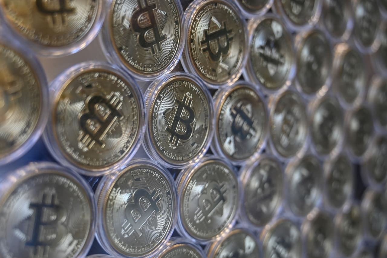 Days after Celsius paused withdrawals, another crypto lender Babel Finance  followed suit - MarketWatch