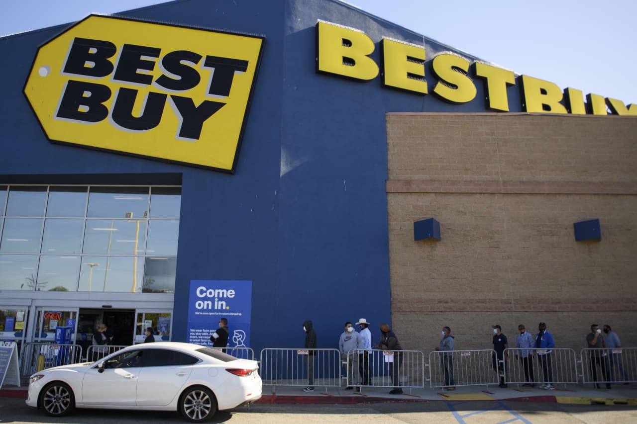 Best Buy gets double-upgrade at Citi on expectations of sales growth