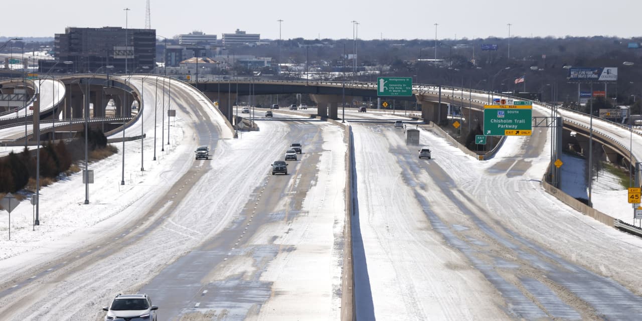 Gas prices rise at freezing temperatures in US, as oil rises to January 2020 highs