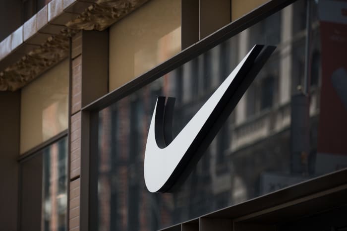 Nike stock clearance earnings