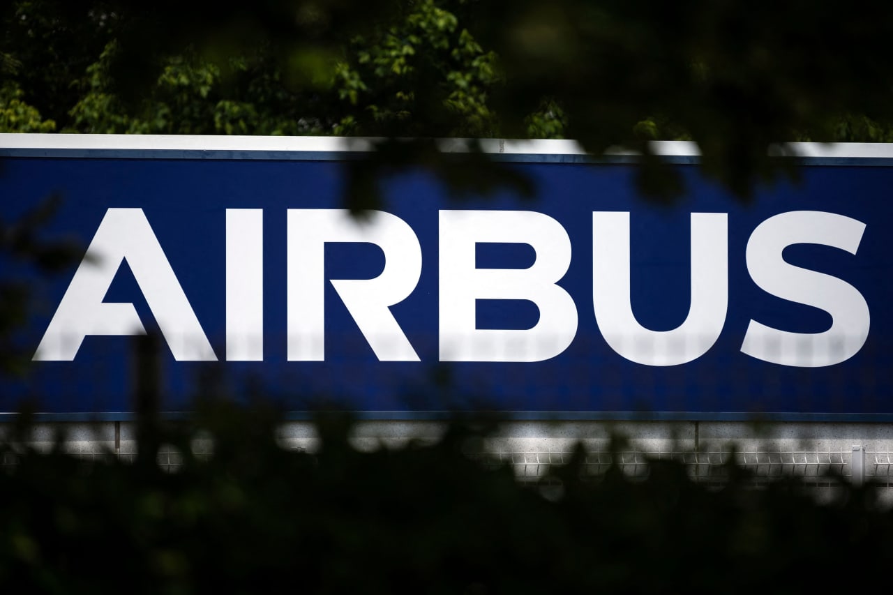 Airbus posts drop in earnings raising fears it may struggle to profit on Boeing’s woes