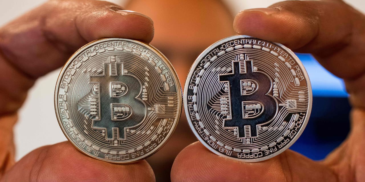 Bitcoin winter ahead?  Crypto expert predicts just that, but after digital assets hit $ 300,000 at the end of 2021