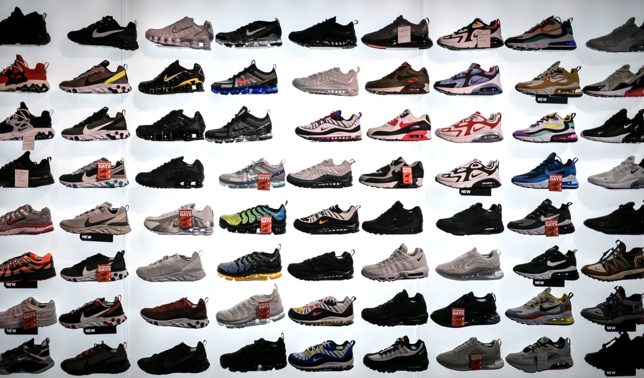 product line of nike shoes