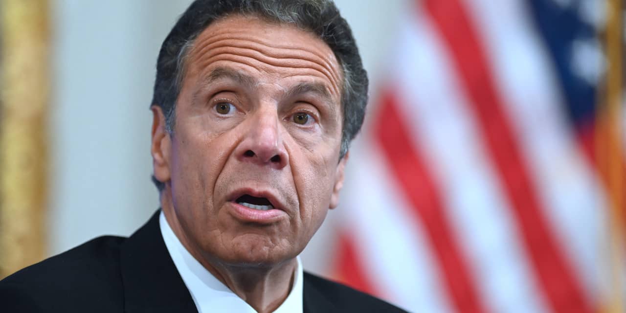Cuando Andrew Cuomo renuncia, una guía paso a paso para obtener ayuda si está siendo acosado sexualmente en el trabajo