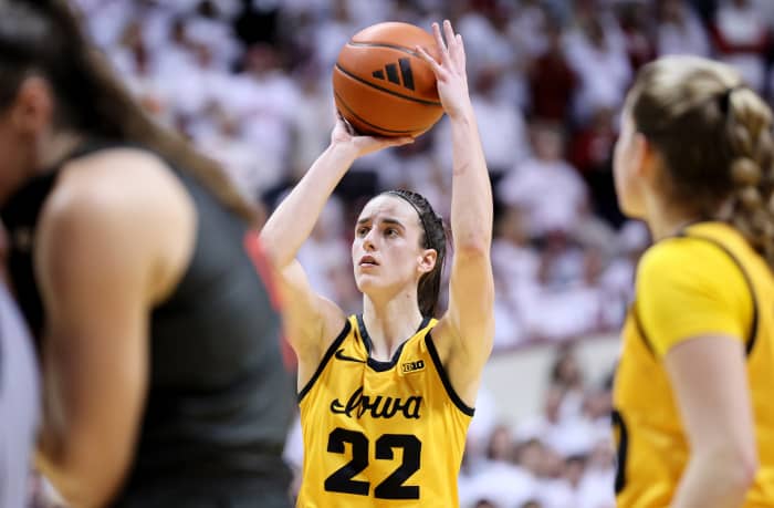 Why Caitlin Clark could make more money staying in college than going to the WNBA - MarketWatch