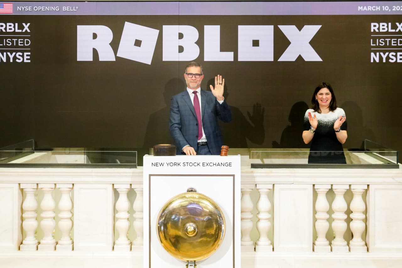 Roblox goes public at $41.9 billion valuation in direct listing